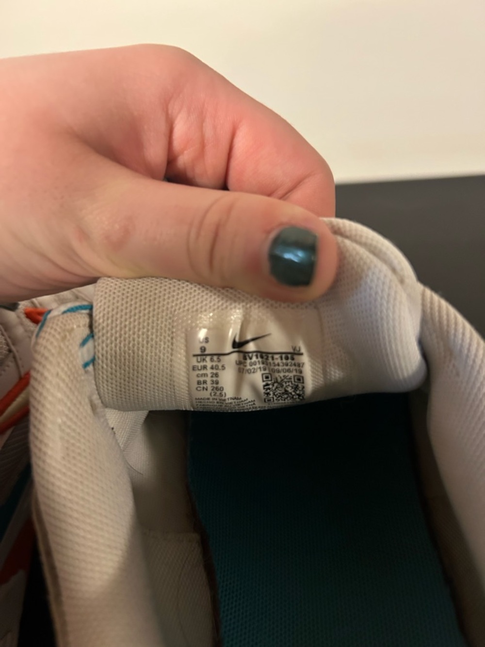 Nike White Sneakers with Orange and Teal Accents - Picture 5 of 5